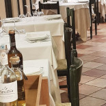 Assisi Dal Carfagna À l'intérieur
