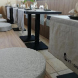Yi Sushi inside