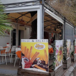 Orange Cafe Extérieur