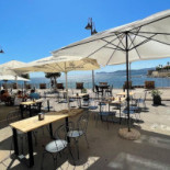 M Cafe Pizza Extérieur