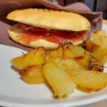 M Cafe Pizza Nourriture