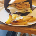 M Cafe Pizza Essen