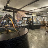 La Pergola E Pizzeria À l'intérieur