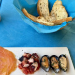 Stuzzicheria Le Rouge Comida