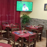Pizzeria Attenti A Quei Due À l'intérieur