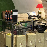 Món Wine Shop Boisson