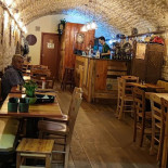 Aka Pub&wine À l'intérieur