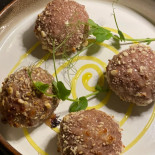 Guyot Enobistrot Nourriture