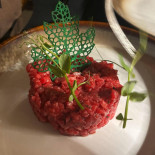 Guyot Enobistrot Nourriture