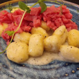 Guyot Enobistrot Nourriture
