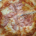 Pizzeria Lo Scugnizzo Da Pasquale food