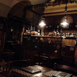 Norcineria Vetusta Nursia À l'intérieur
