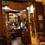 Norcineria Vetusta Nursia À l'intérieur