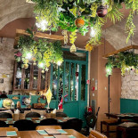 Norcineria Vetusta Nursia À l'intérieur