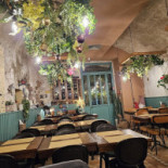 Norcineria Vetusta Nursia À l'intérieur