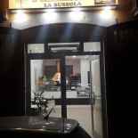 Pizzeria La Bussola inside