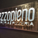 Mezzopieno Logo