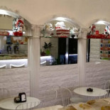 Italian Coffee House Dentro
