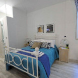 Flower's Food&rooms Dentro