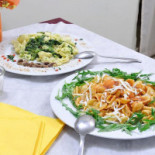 Flower's Food&rooms Comida