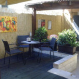 Metropolis Caffe outside