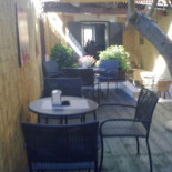 Metropolis Caffe outside
