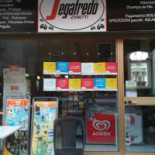 Cafè Cuore Nero outside