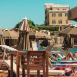 Riservato Beach outside