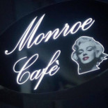 Monroe Cafè logo