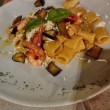 L'osteria Mediterranea food