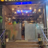 Rabs Burger Dentro