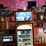 Astoria inside