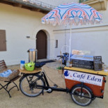 Da Bakery Outside