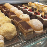 Famila Bistro' Nourriture