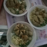Vesuvya Express food