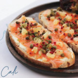 Cali' Cafe' food
