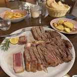 Il Toscano Del Casentino food