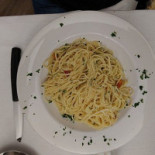 Pizzeria De Castell food
