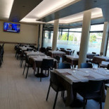 Molto Pizza Gossolengo inside