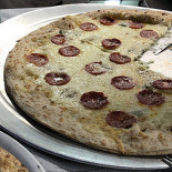 Molto Pizza Gossolengo food