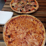 C'è Pizza Per Te Nourriture