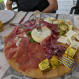 Albergo Volturno Di Desiderio Gabriele C Societa' In Nome Collettivo Comida