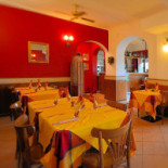 Pizzeria Al Ponte inside
