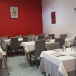 Pizzeria Mare Caldo inside
