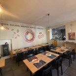 Calu Pizzeria Dentro