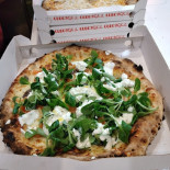 Retourner Pizzeria Comida