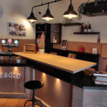Mesciu Garage Dentro