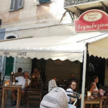 Varma Caffe Extérieur