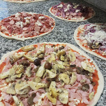 Pizzeria Da Asporto Loris food