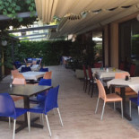 Almo À l'intérieur